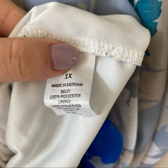 Ophelia Roe Floral Blouse - Picture 6 of 6